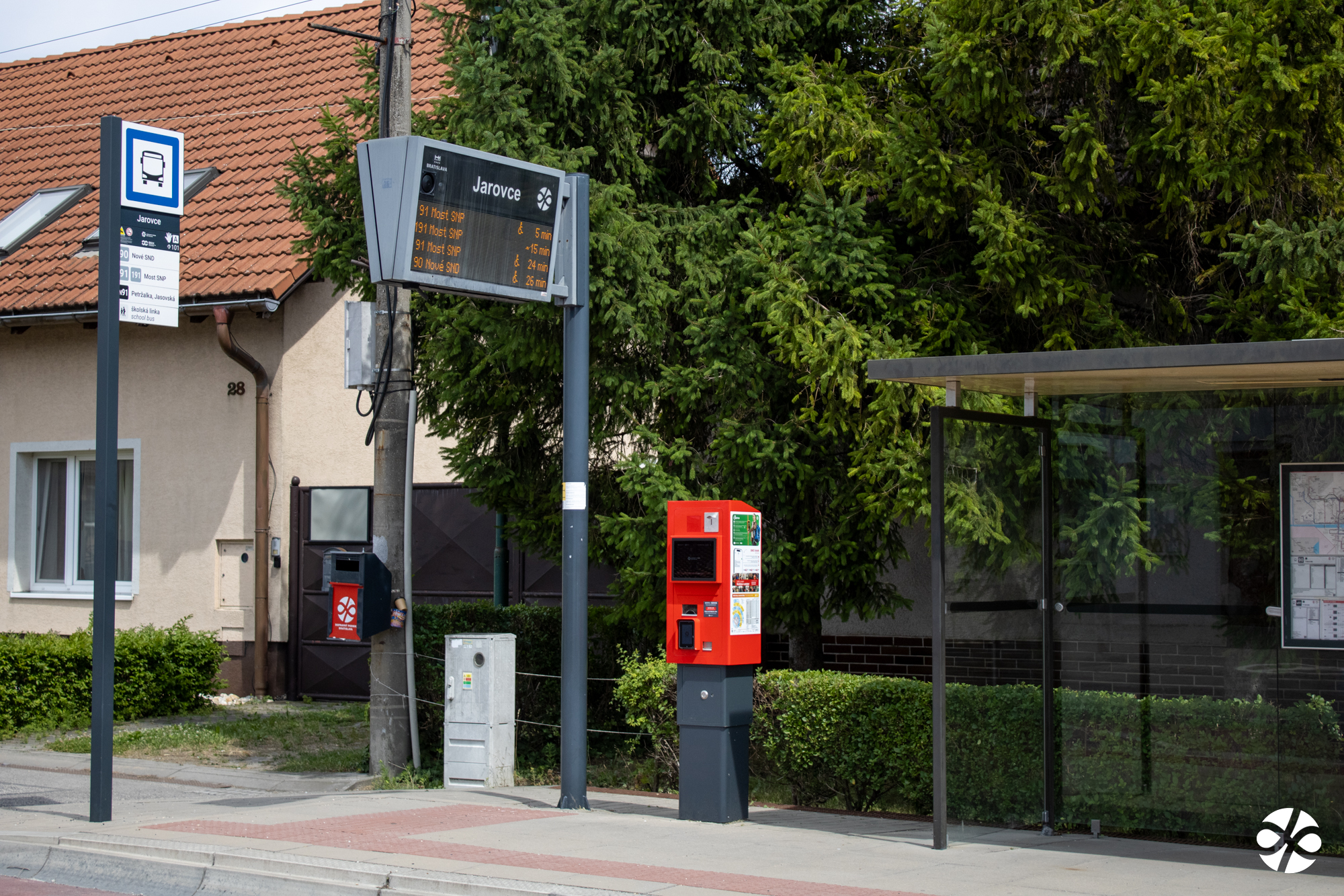 Fully accessible public transport platform showing level boarding and clear information displays